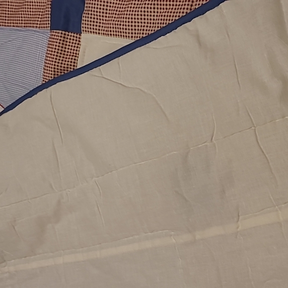 Lid'l Dolly's Sports Quilt - Picture 12 of 16